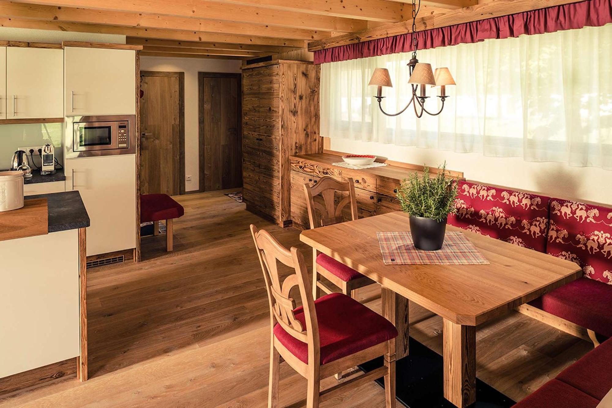 Villa Resort & Organic Spa - Zahajen Prodej Letni Sezony チェスケー・ブジェヨヴィツェ エクステリア 写真