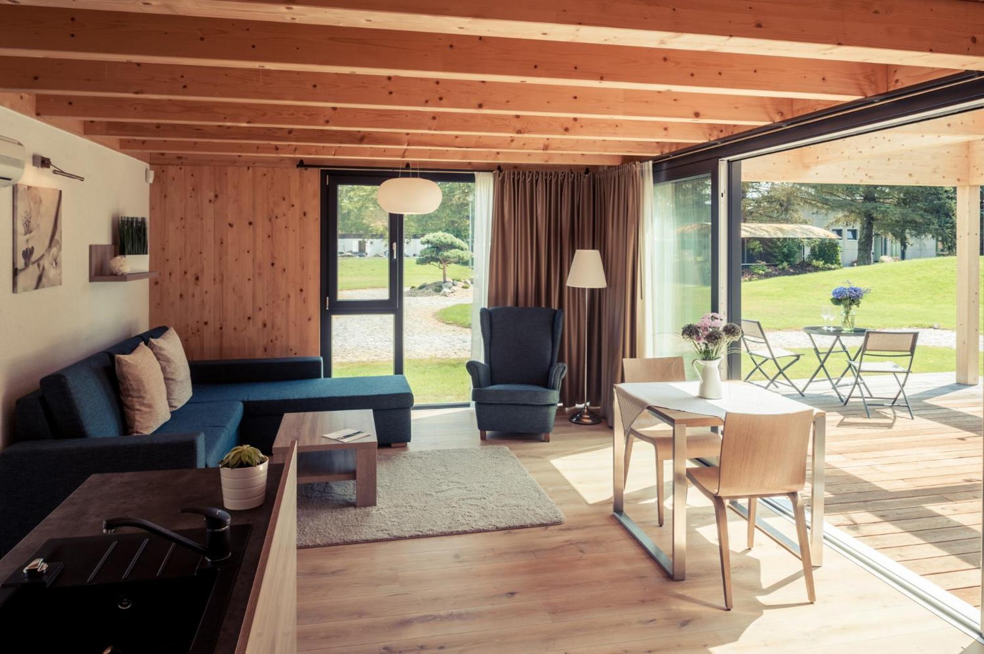 Villa Resort & Organic Spa - Zahajen Prodej Letni Sezony チェスケー・ブジェヨヴィツェ 部屋 写真